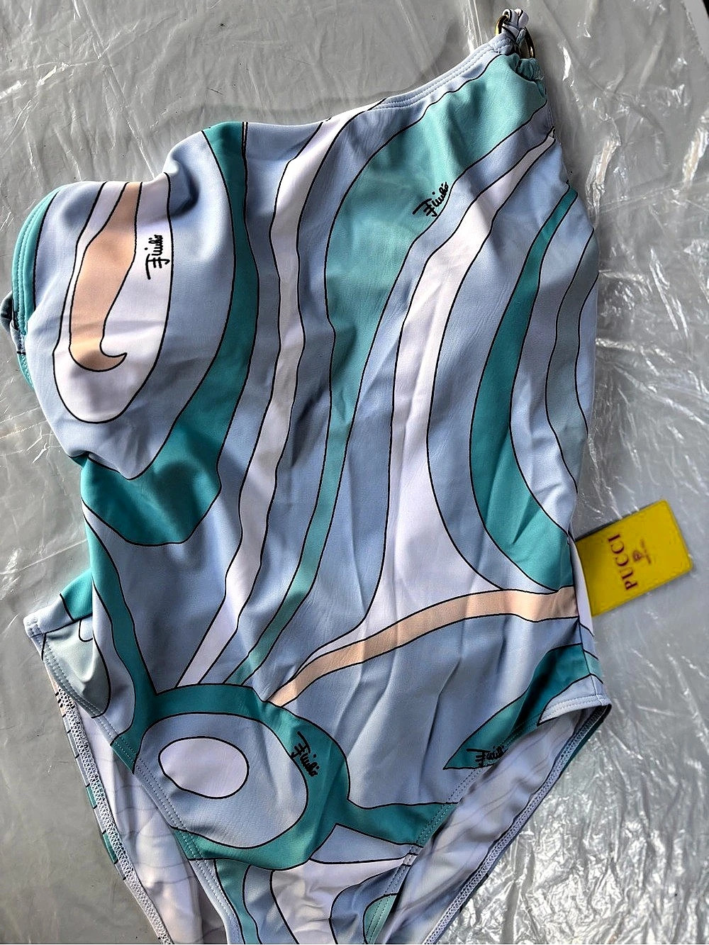 Bikini and cover up - Picture 3 of 6